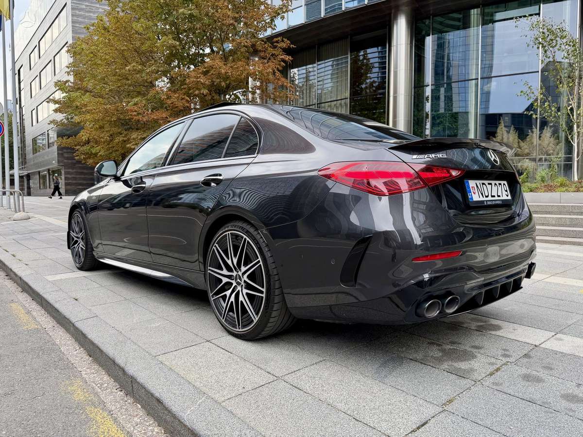 Mercedes-Benz C43 AMG - 5