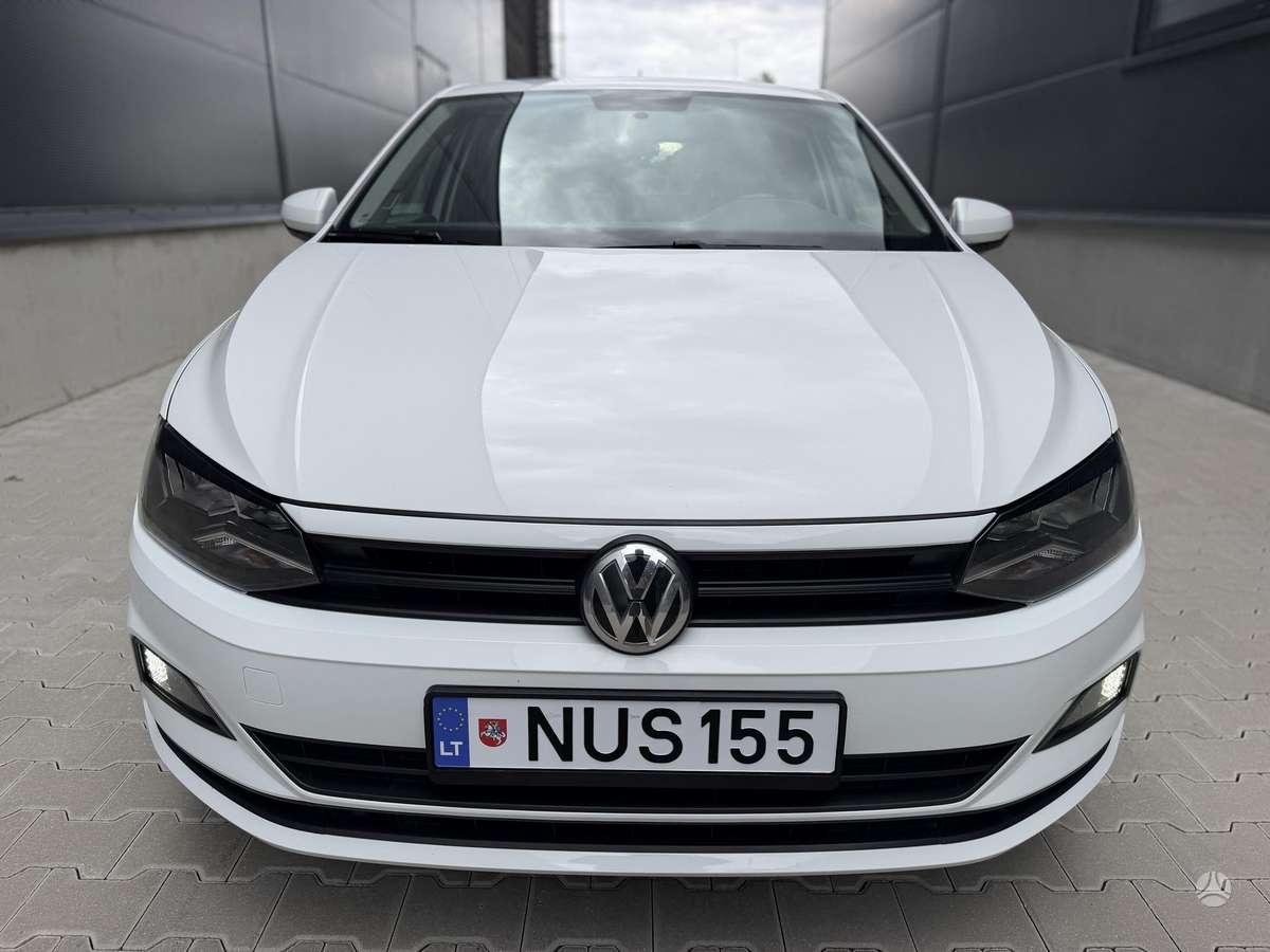 Volkswagen Polo - 1