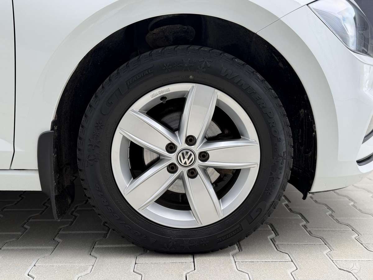Volkswagen Polo - 10