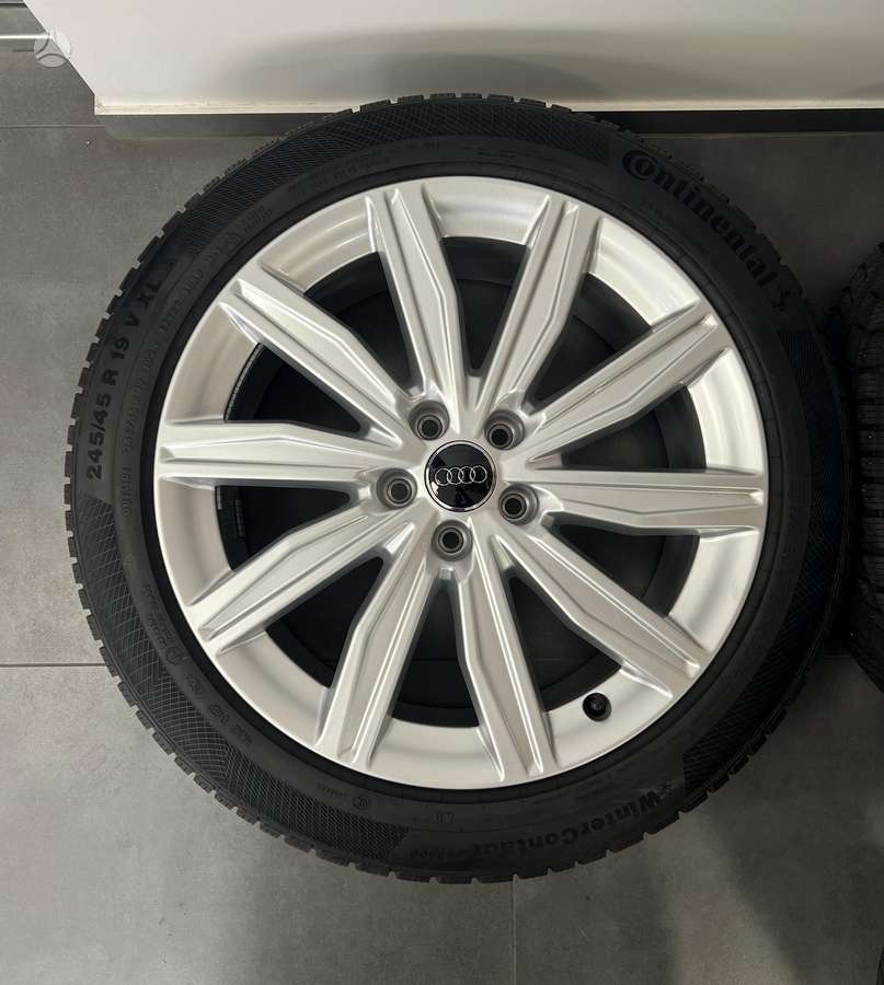 Audi A6 C8 originalūs ratai, легкосплавные , R19