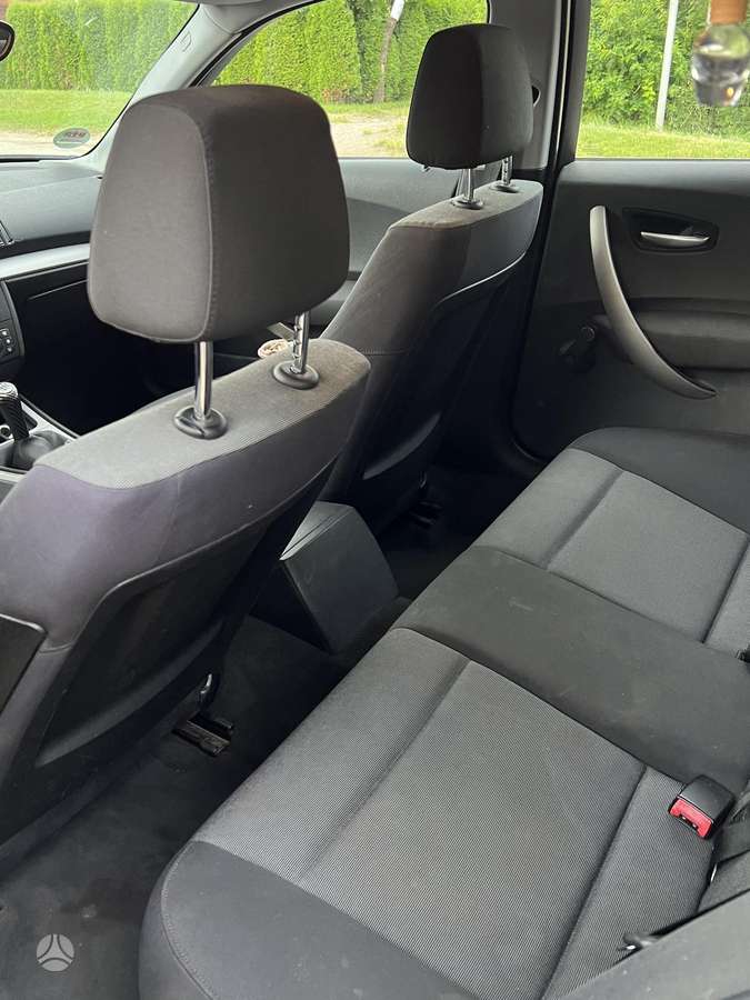 BMW 118, 2.0 l., hatchback