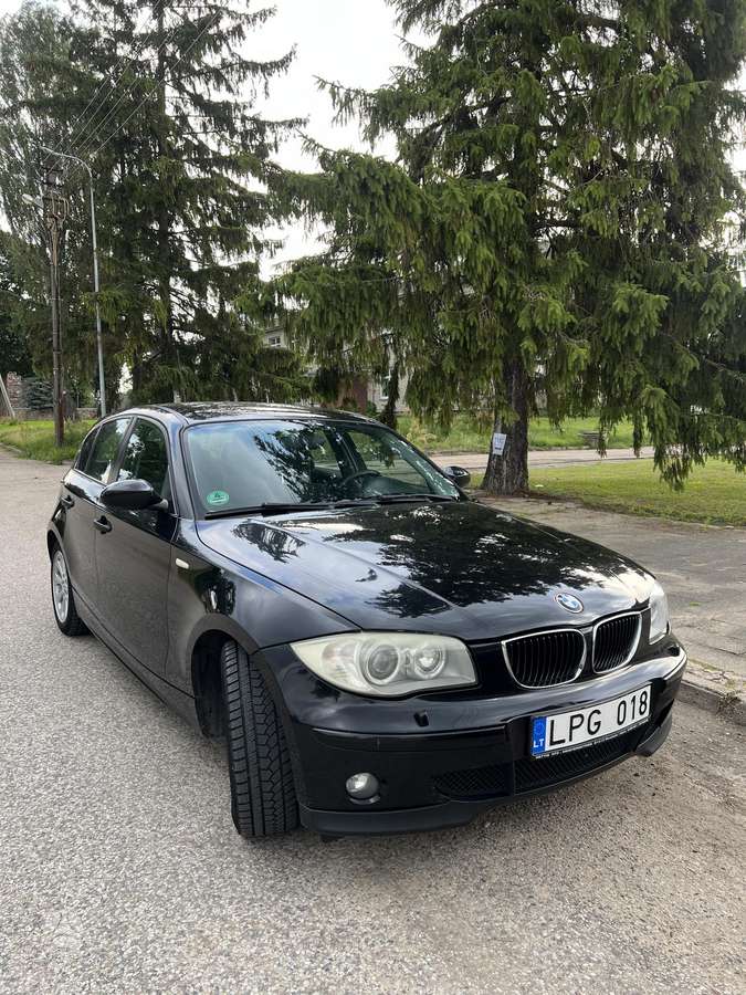 BMW 118, 2.0 l., Хэтчбек