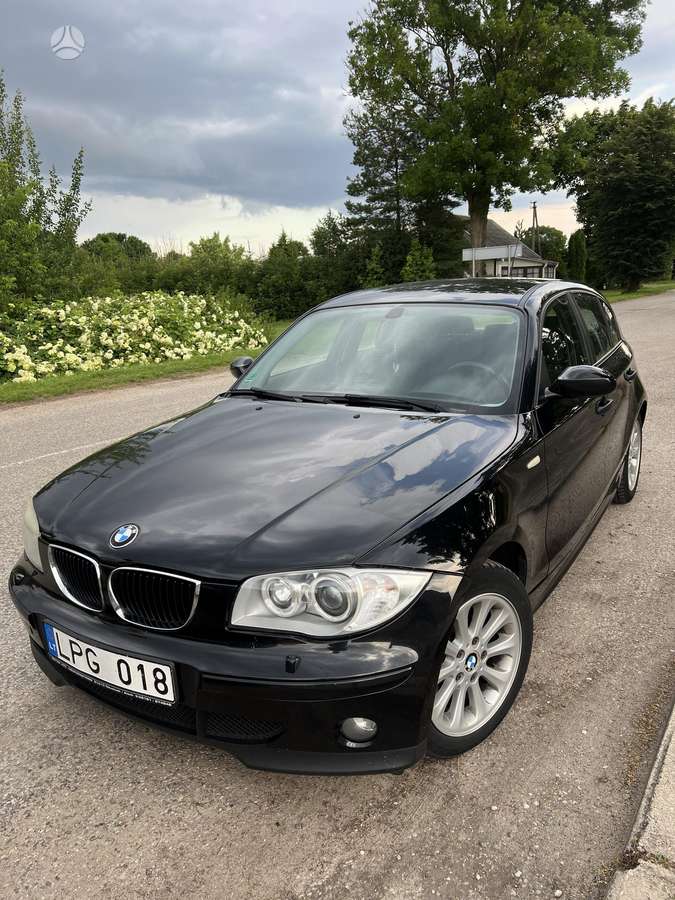 BMW 118, 2.0 l., Хэтчбек