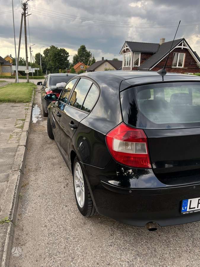 BMW 118, 2.0 l., Хэтчбек