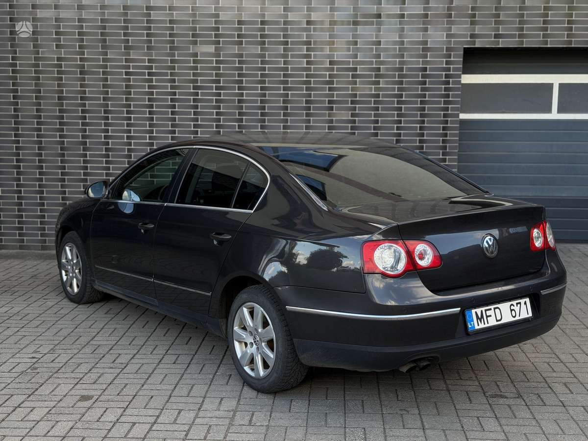 Volkswagen Passat - 3