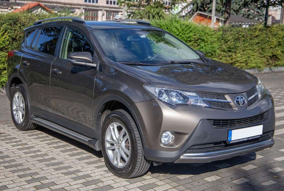 Toyota RAV4 - 7