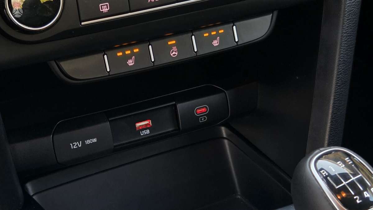 Kia Ceed, 1.5 l., Хэтчбек