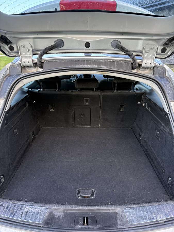 Opel Insignia, 2.0 l., Универсал