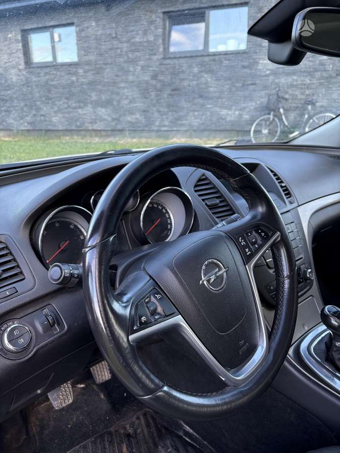 Opel Insignia, 2.0 l., Универсал