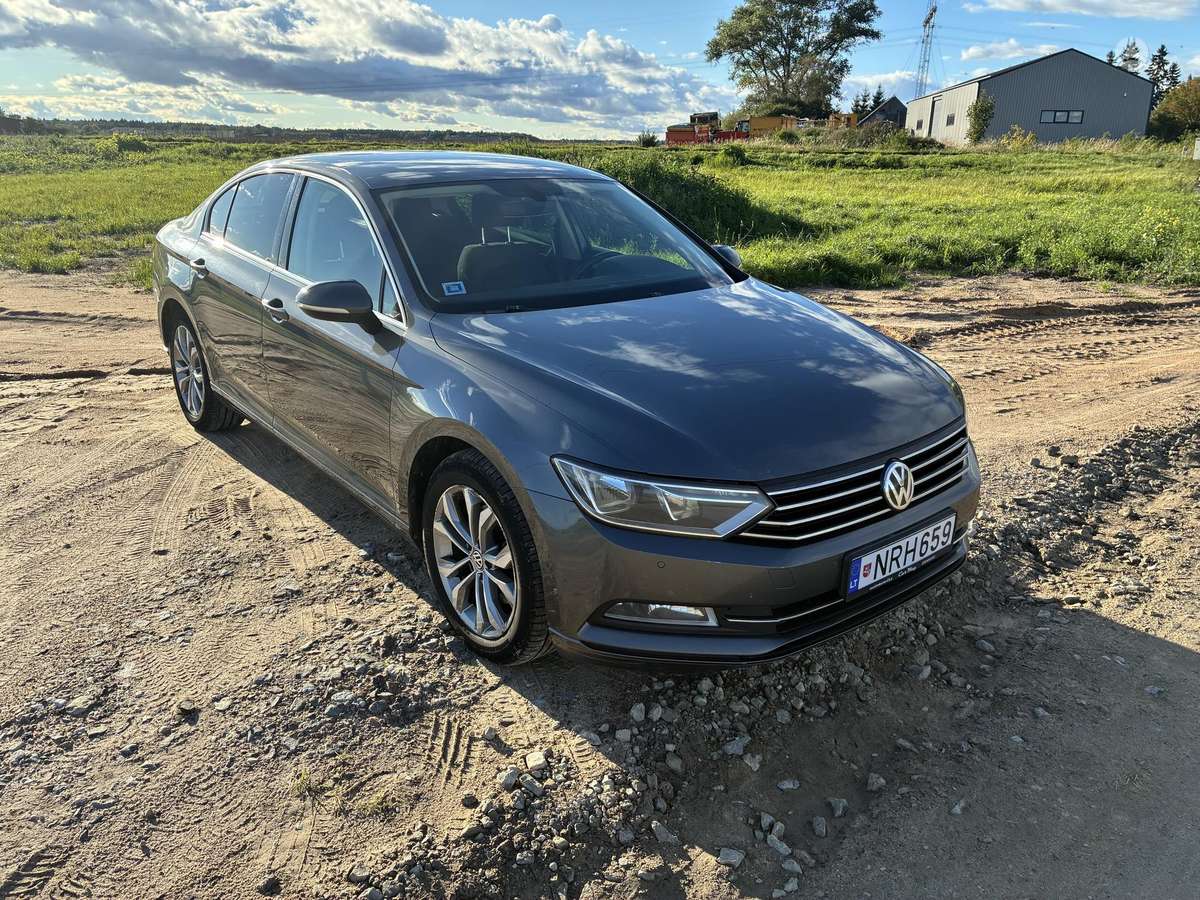 Volkswagen Passat - 7