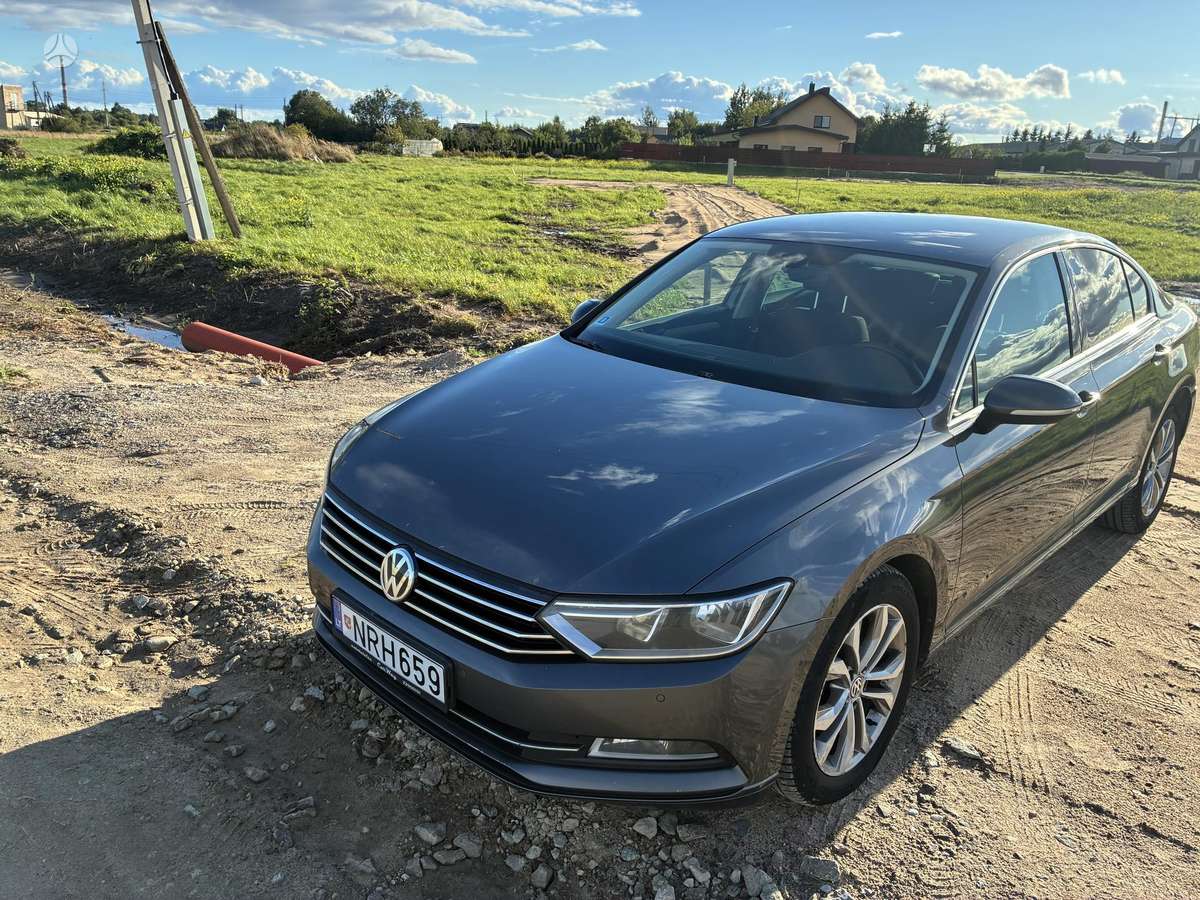 Volkswagen Passat - 8