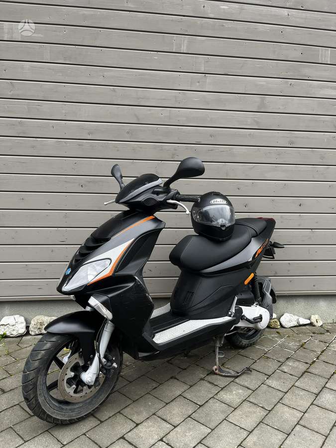 Piaggio NRG 50cc, мотороллеры / мопеды