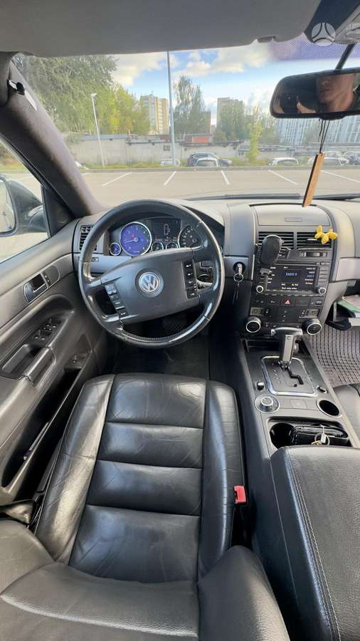 Volkswagen Touareg - 10