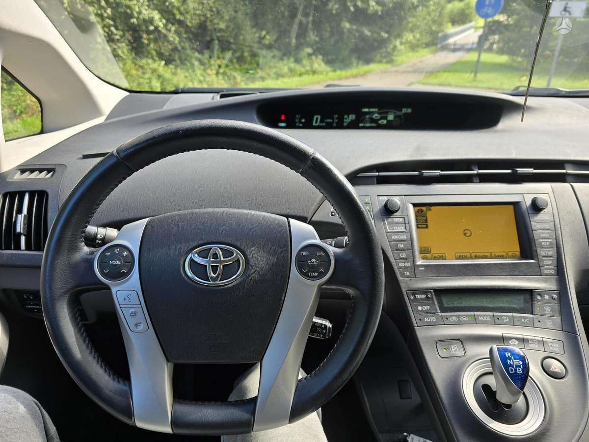 Toyota Prius - 6