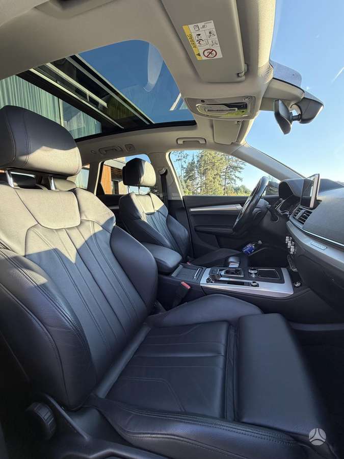 Audi Q5, 2.0 l., Внедорожник / Кроссовер