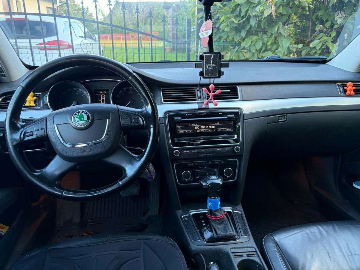 Škoda Superb - 6