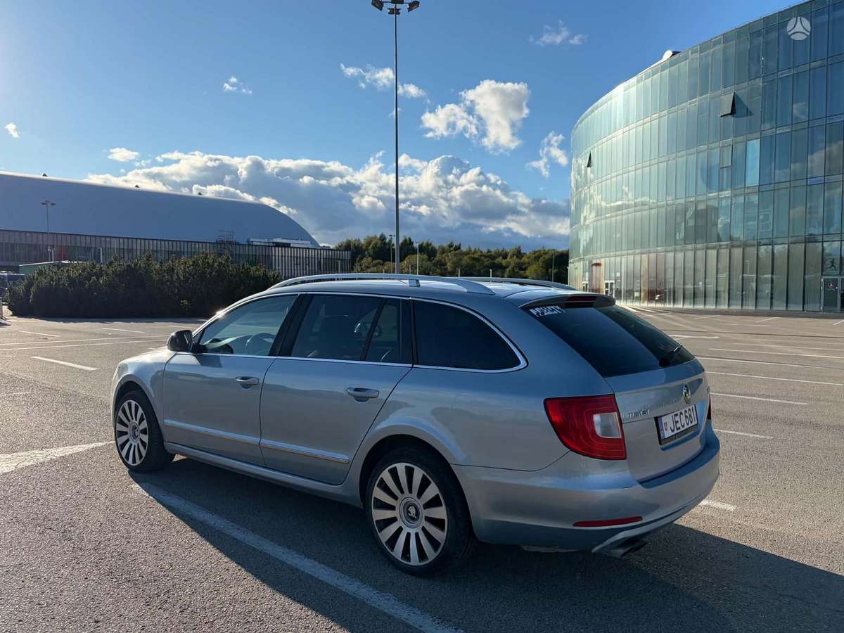 Škoda Superb - 7