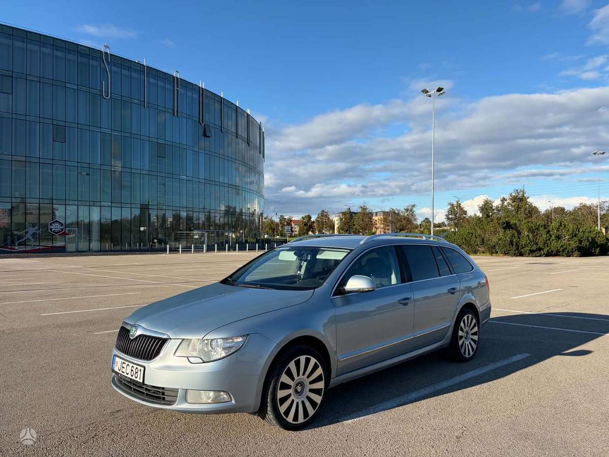 Škoda Superb - 8