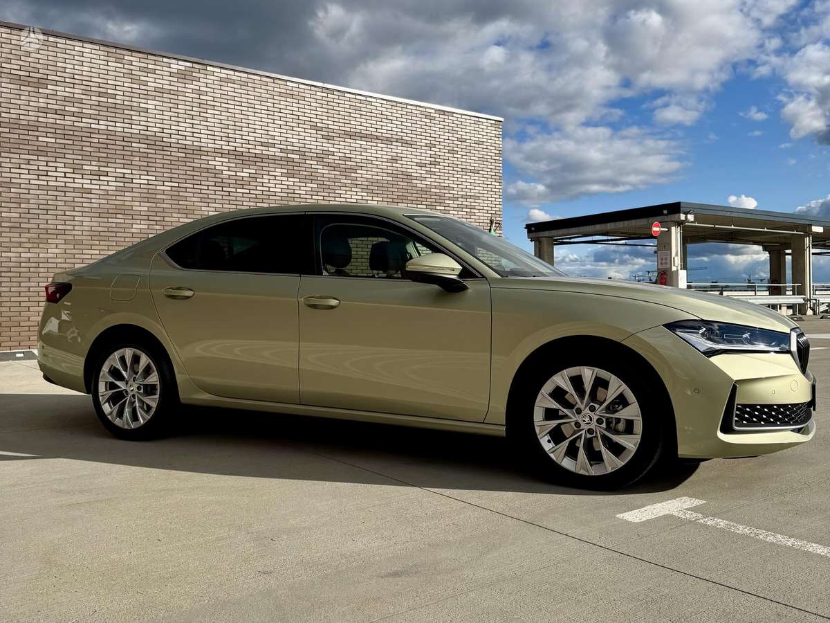 Skoda Superb, 1.5 l., Хэтчбек