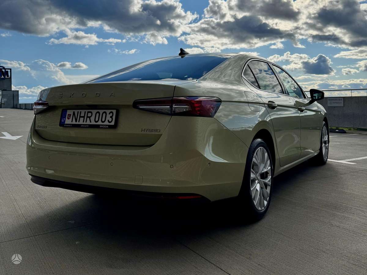 Skoda Superb, 1.5 l., Хэтчбек