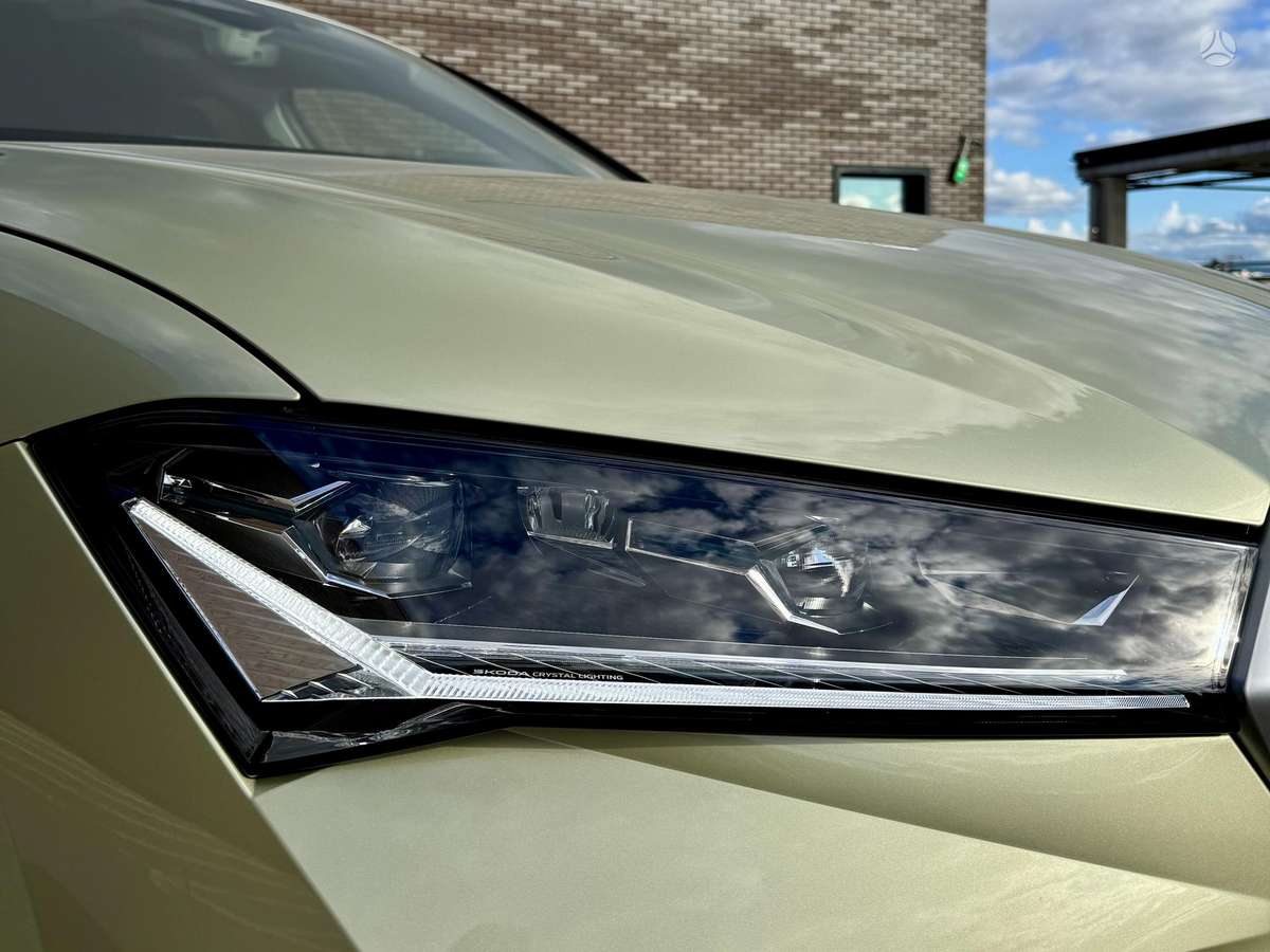 Skoda Superb, 1.5 l., Хэтчбек