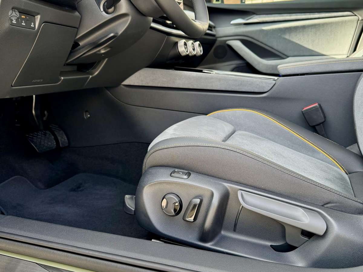 Skoda Superb, 1.5 l., Хэтчбек
