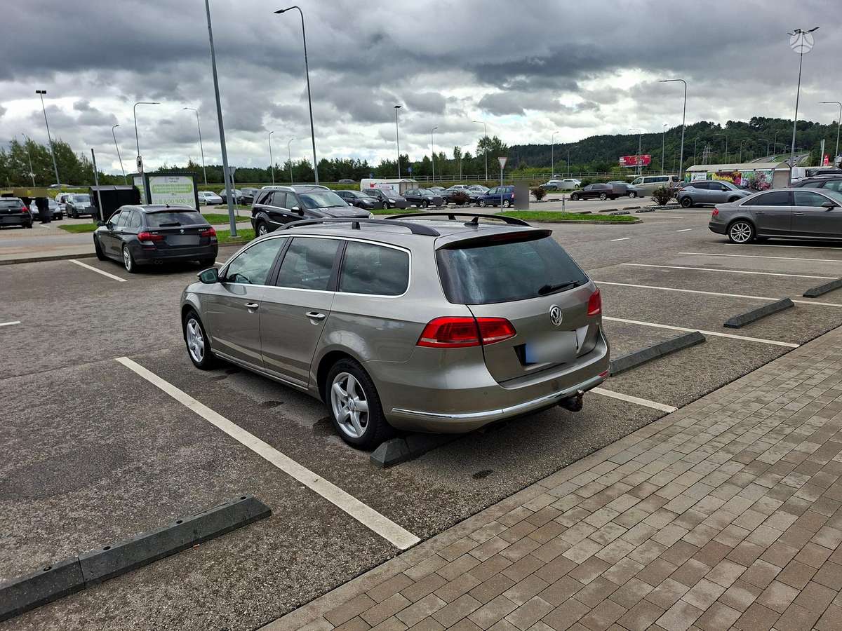Volkswagen Passat - 7