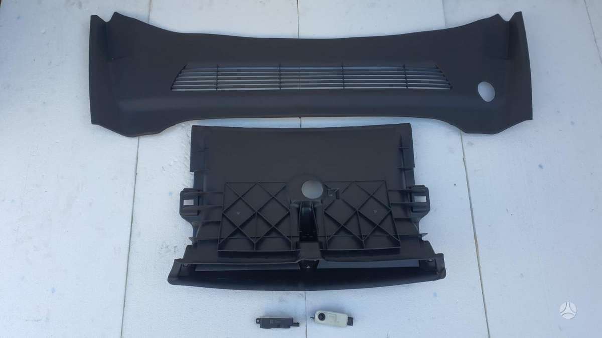 Tesla Model Y, 1626617-00-C, kėbulo dalys