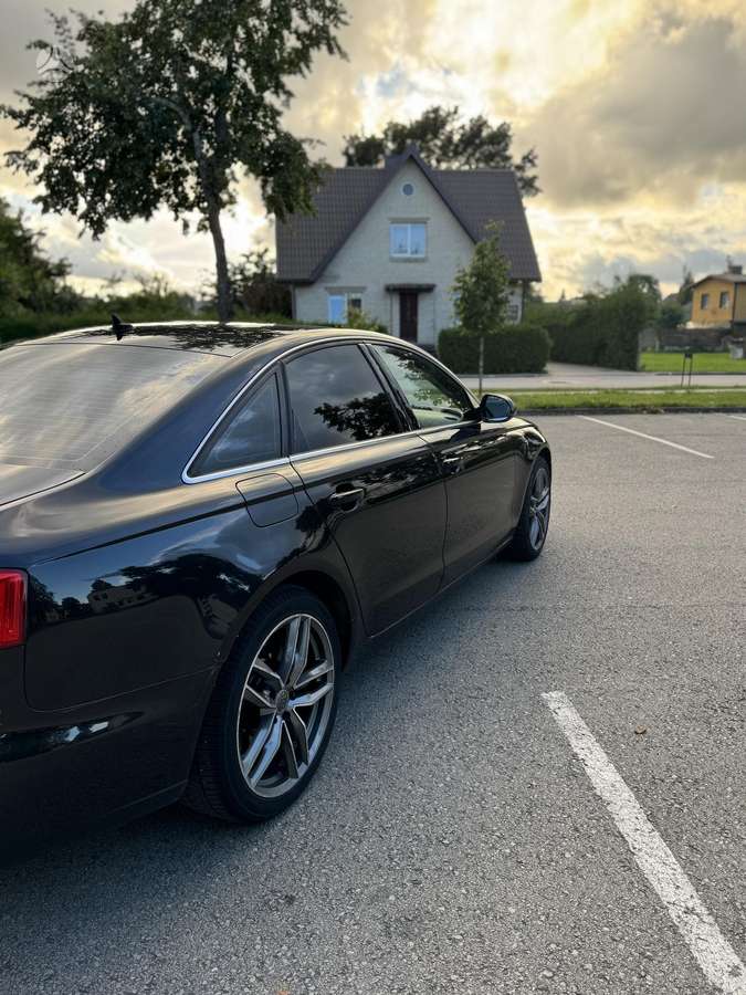 Audi A6, 3.0 l., Седан