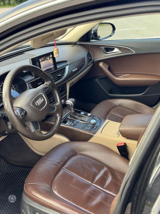 Audi A6, 3.0 l., Седан
