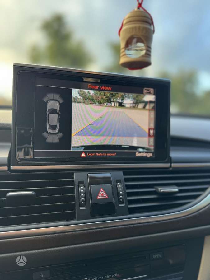 Audi A6, 3.0 l., Седан