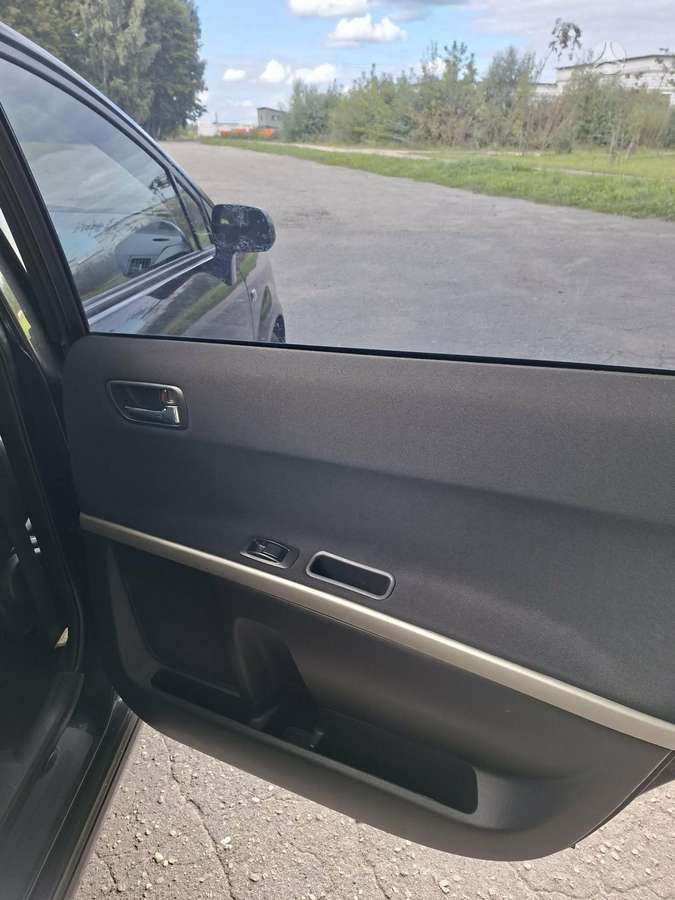 Toyota Corolla Verso - 9