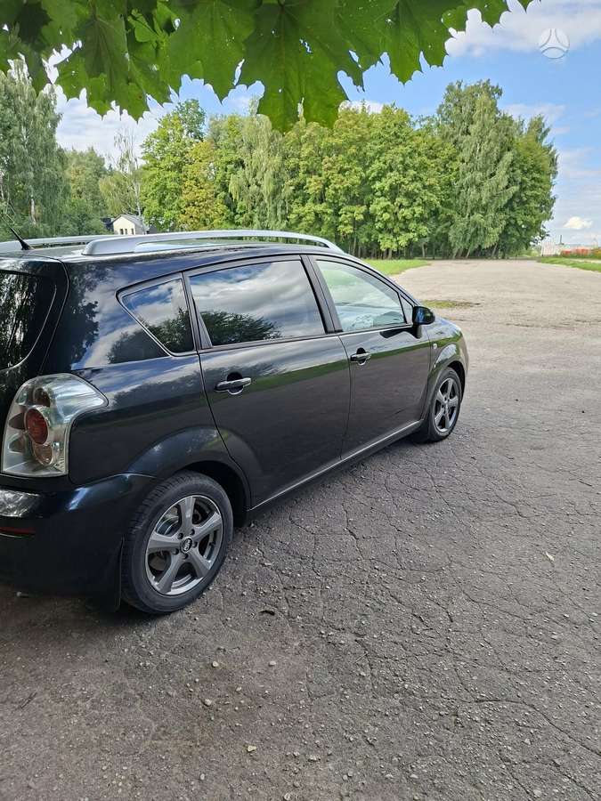 Toyota Corolla Verso - 2