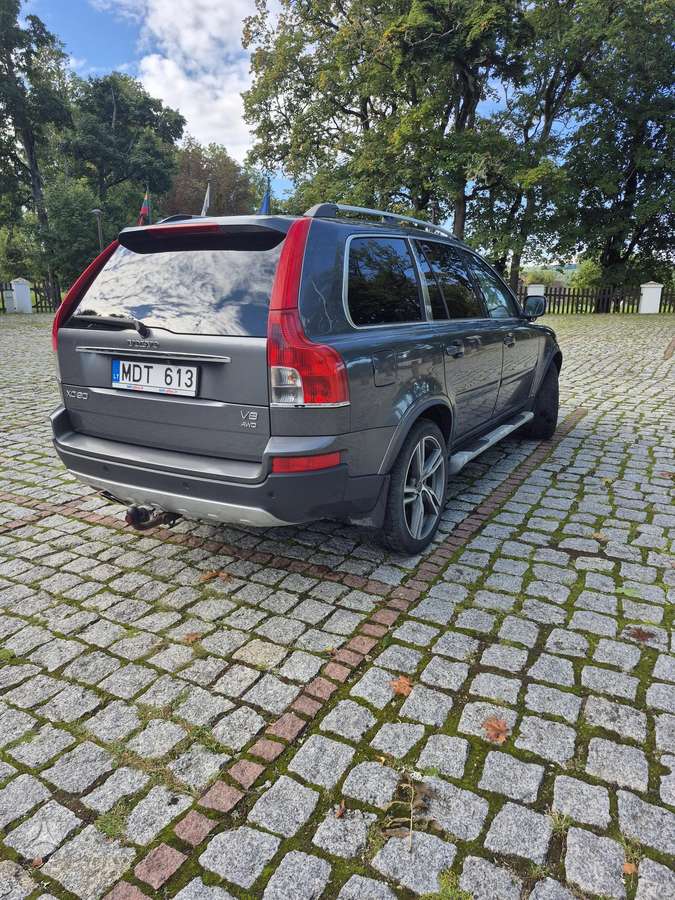 Volvo XC90 - 4