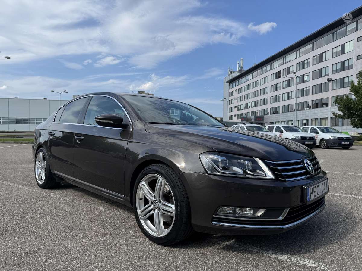 Volkswagen Passat - 7