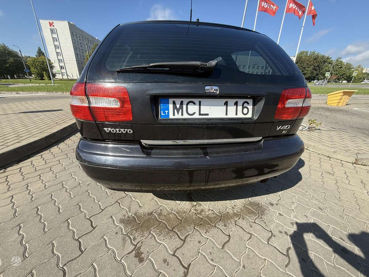 Volvo V40, 1.8 l., wagon