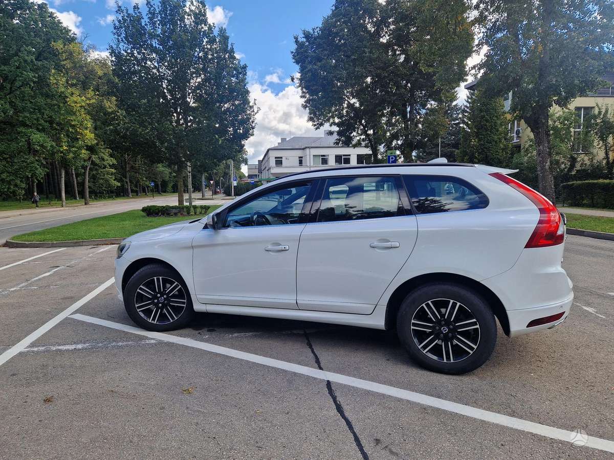 Volvo XC60 - 2