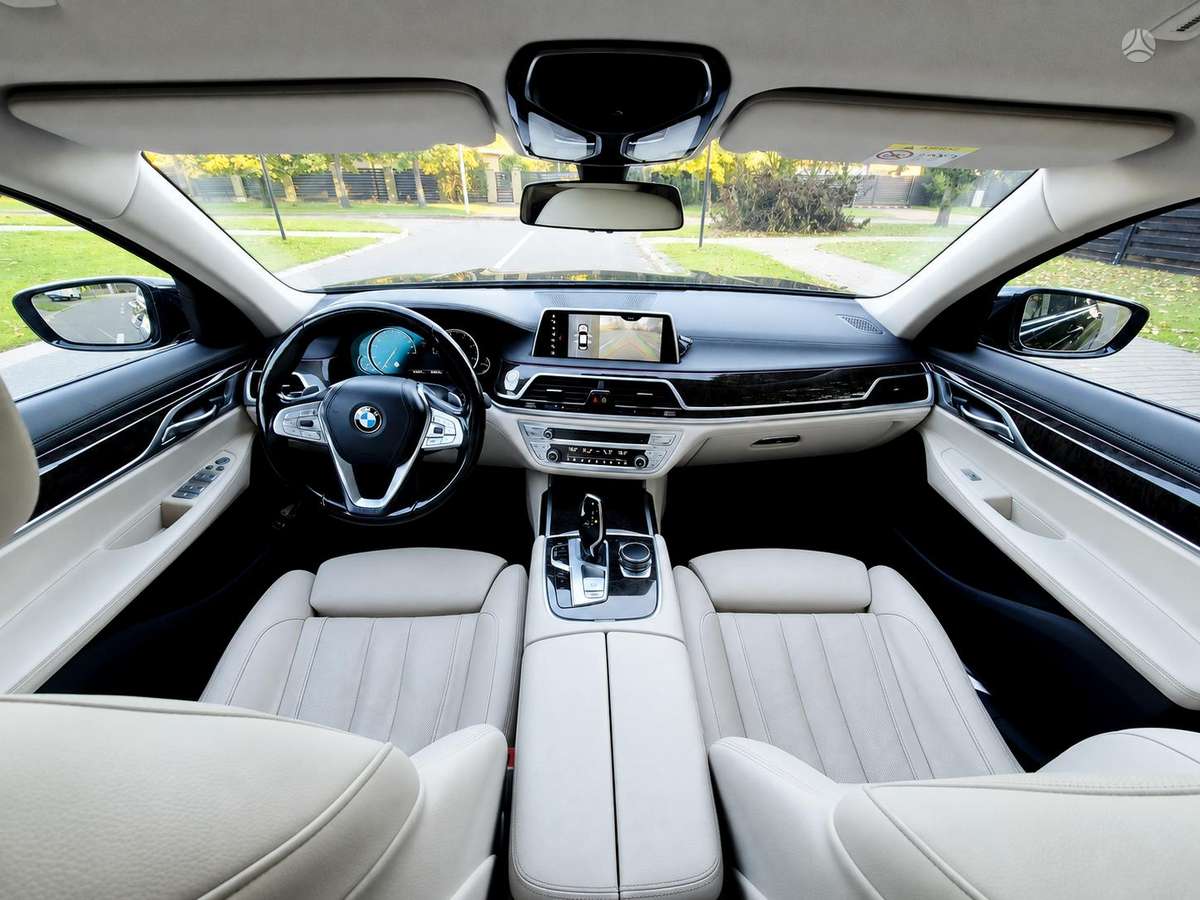 BMW 730, 3.0 l., Седан