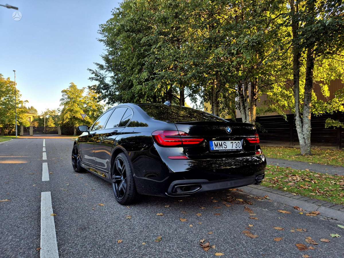BMW 730, 3.0 l., Седан