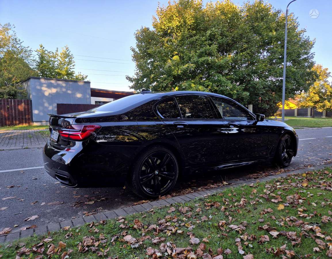 BMW 730, 3.0 l., Седан