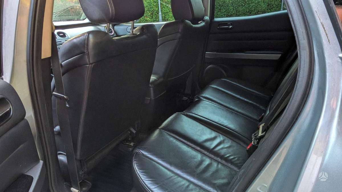 Mazda CX-7, 2.2 l., off-road / crossover
