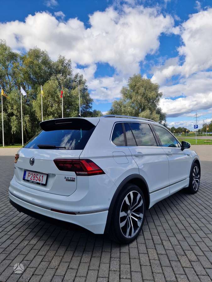 Volkswagen Tiguan - 7