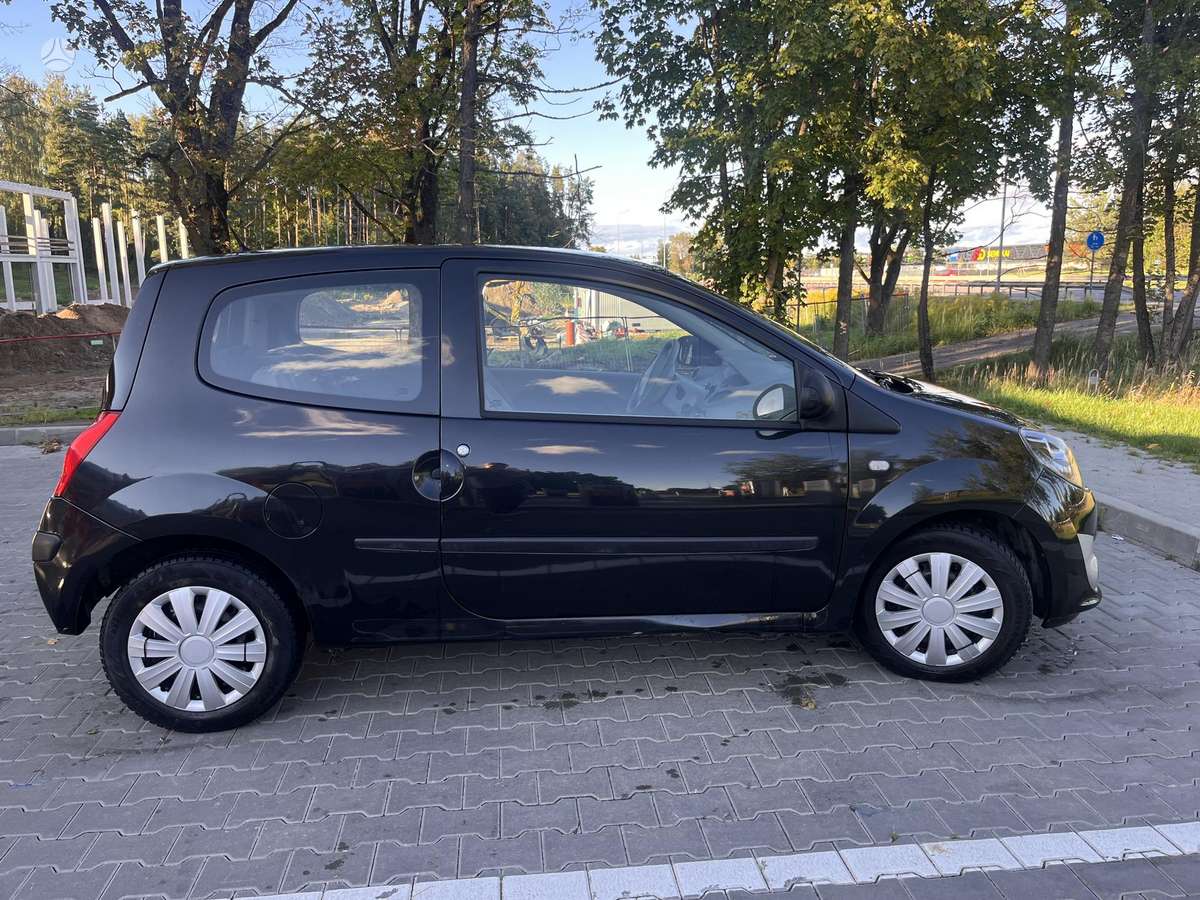 Renault Twingo, 1.2 l., hatchback