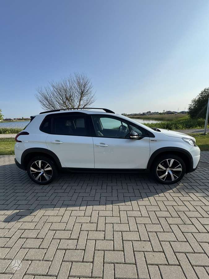 Peugeot 2008 - 4