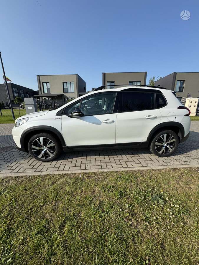 Peugeot 2008 - 7