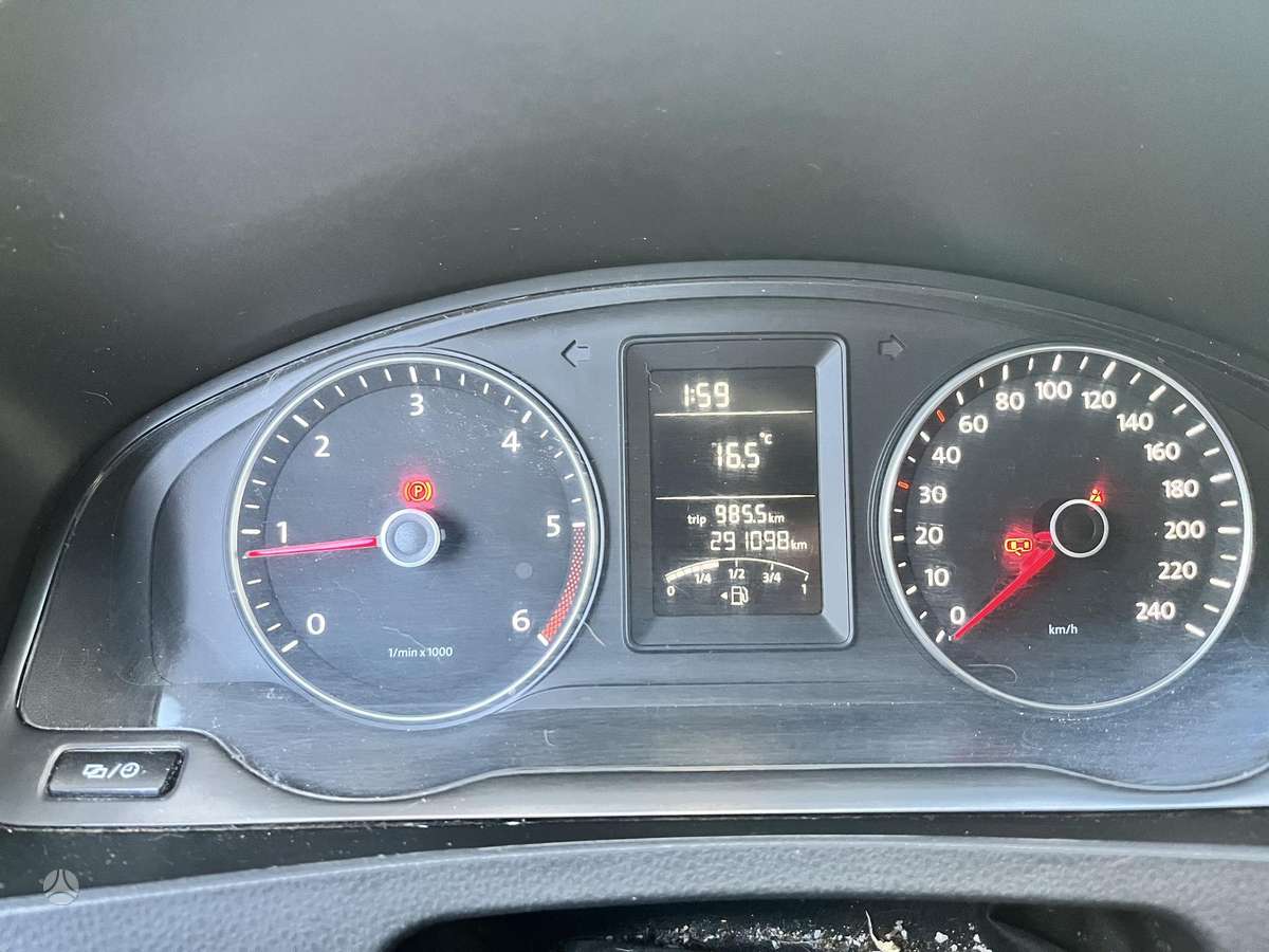 Volkswagen Transporter - 5
