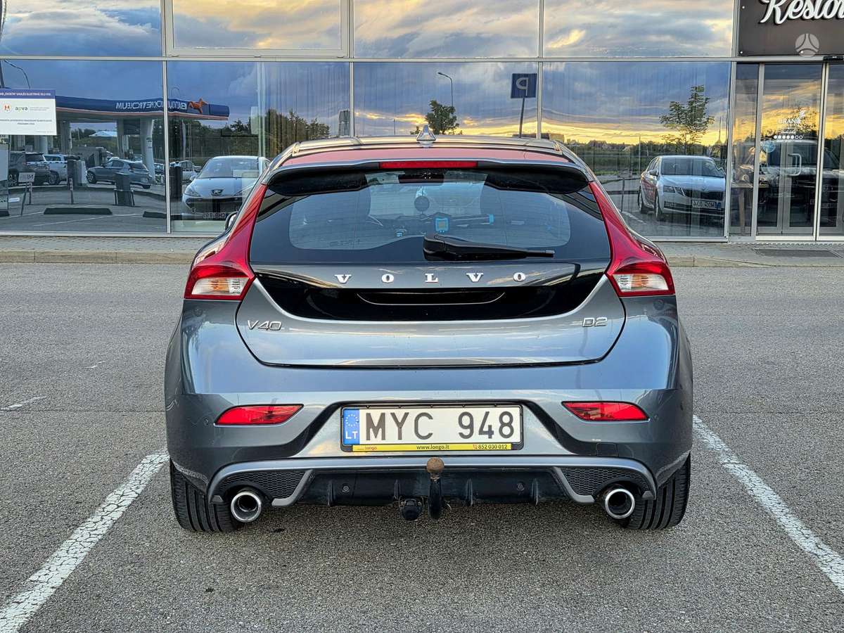 Volvo V40 - 6