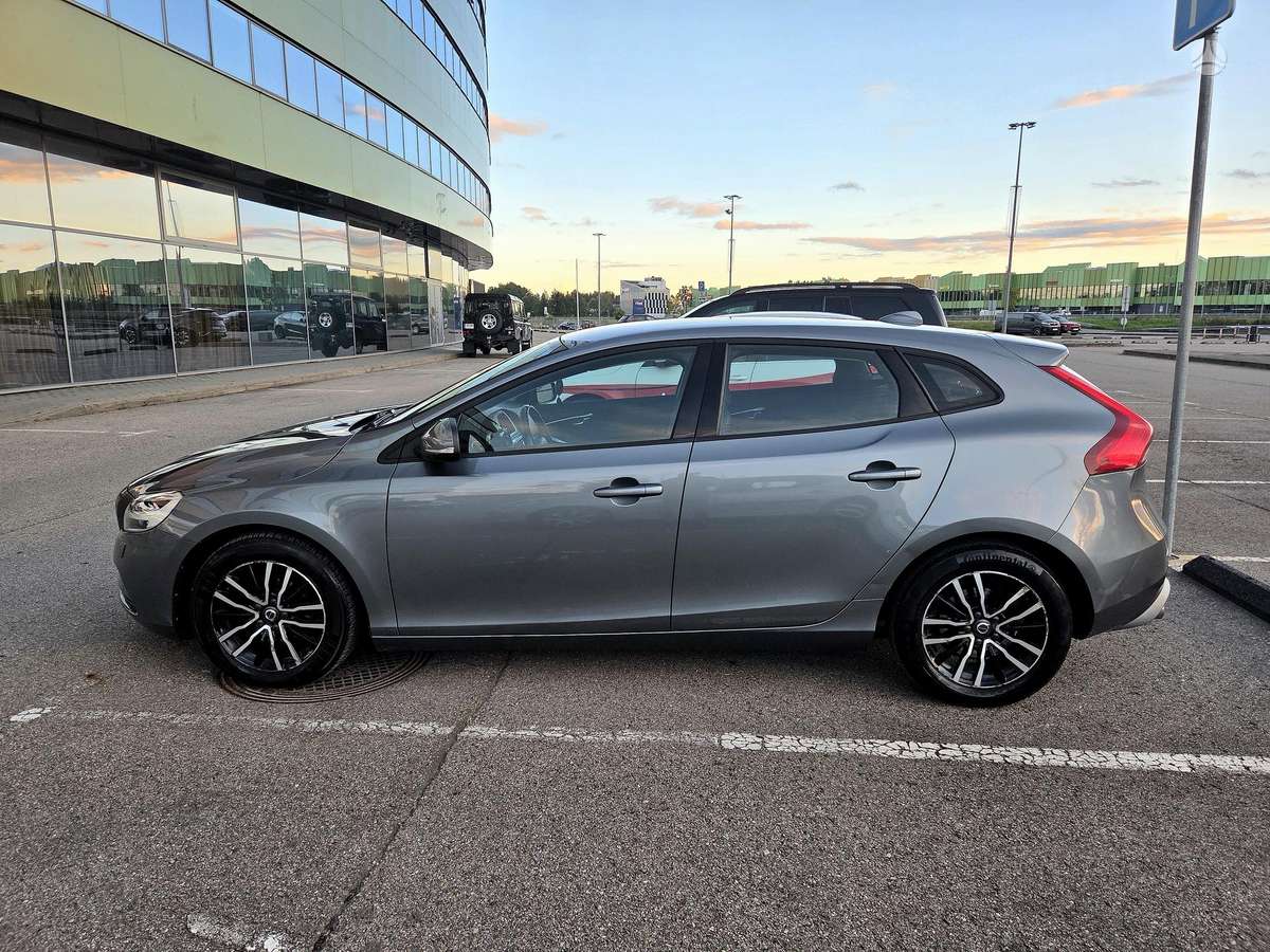Volvo V40 - 8