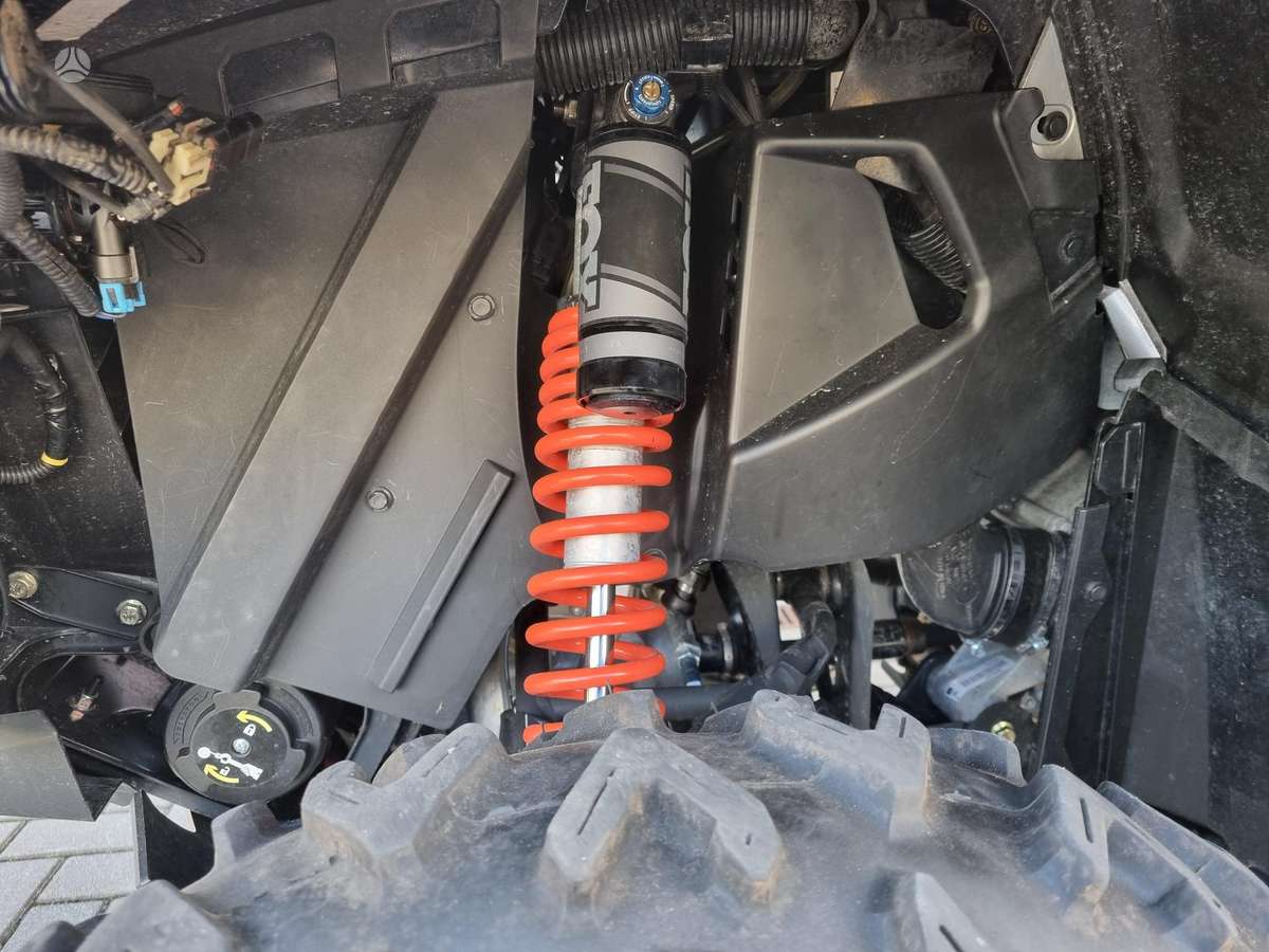 Can-Am Outlander 1000cc, квадроциклы