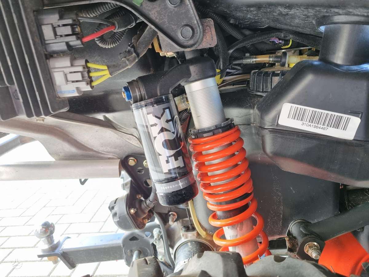 Can-Am Outlander 1000cc, квадроциклы